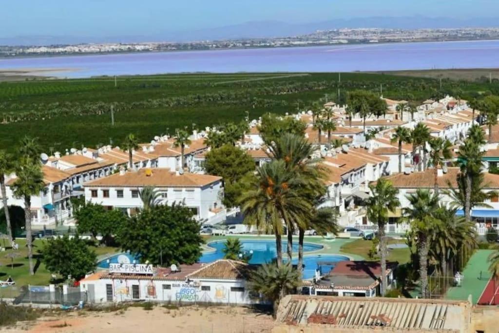 Bungalow En Los Balcones Planta Baja Manzana 5 Numero 18 アリカンテ エクステリア 写真